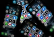 Histórico fallo en Los Ángeles responsabiliza a gigantes digitales por daños a la salud mental