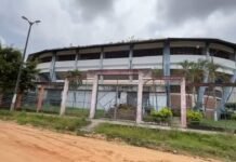 Tarapoto: Impulsan mesa técnica para reactivar Coliseo Cerrado Bicentenario tras muchos años de inoperatividad