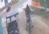 Morales: Delincuentes en moto arrebatan cadena de oro a madre de familia
