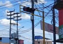 Tarapoto: Semáforo dañado tras accidente en intersección de la Av. Alfonso Ugarte y Jr. Cusco es reparado