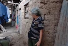 San Martín: Vecinos de Cacatachi exigen reparación de buzones de desagüe, conviven con aguas servidas