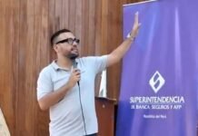 Tarapoto: Más de 80 docentes fortalecen sus conocimientos en educación financiera con programa de la SBS